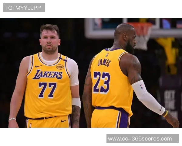 詹姆斯争夺得分王难度加大考辛斯直言东契奇分球太少